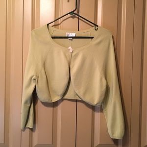 Ann Taylor w 3/4 sleeves. YOU KNOW YOU LOVE IT!